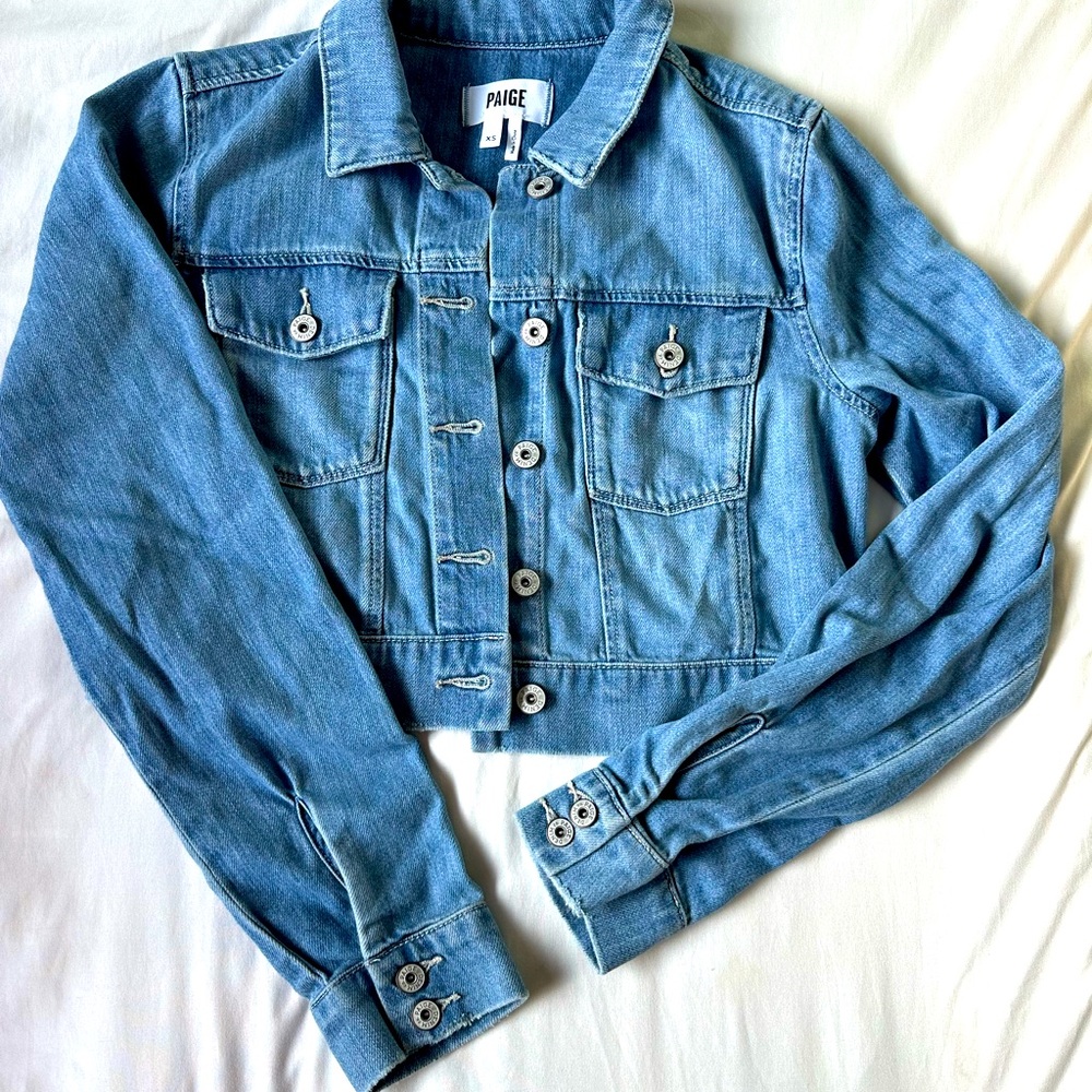 Paige denim cropped jacket, Aveline style, size xs, brand new with tags!